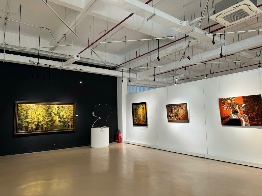 batch_z6205212594156_368aa3884bd03f4b7b8cc463c8ccd43a